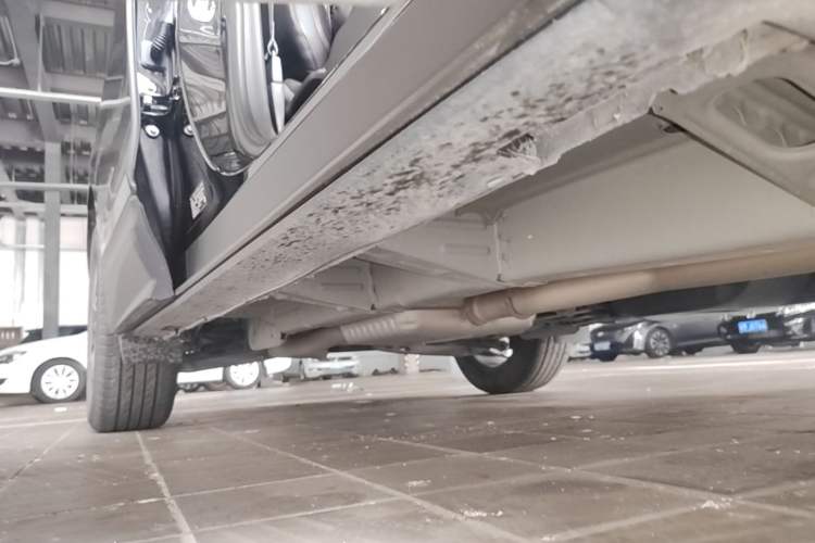 Used Chevrolet Equinox 2023 Mild Hybrid 2.0T RS Smart Boundary-Pushing Edition Right Side Sill