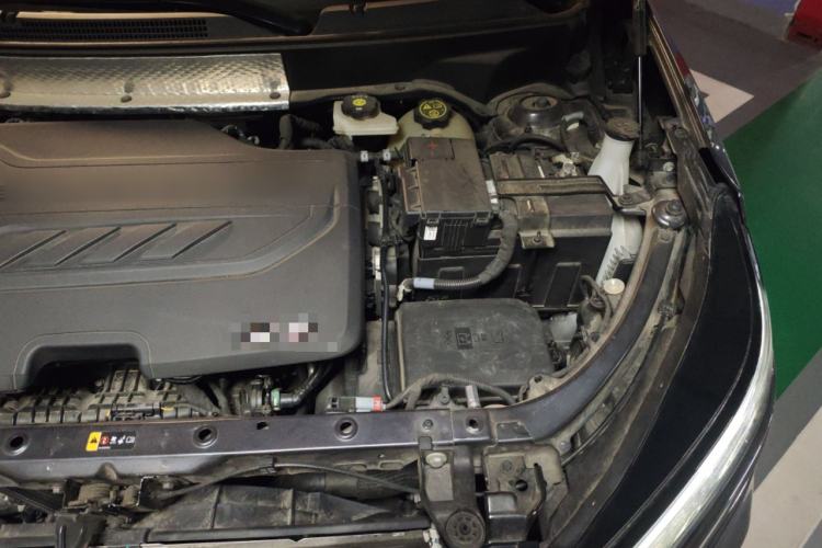 Used Chevrolet Equinox 2023 Mild Hybrid 2.0T RS Smart Boundary-Pushing Edition Engine Bay Left