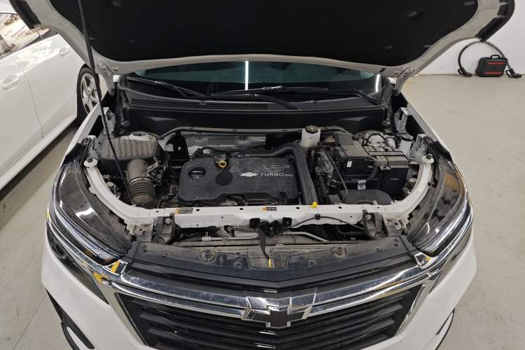 Used Chevrolet Equinox 2023 1.5T Yujie Version Engine Bay