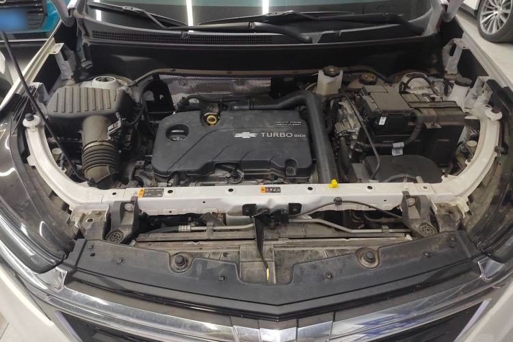 Used Chevrolet Equinox 2023 1.5T Yujie Version Engine Bay