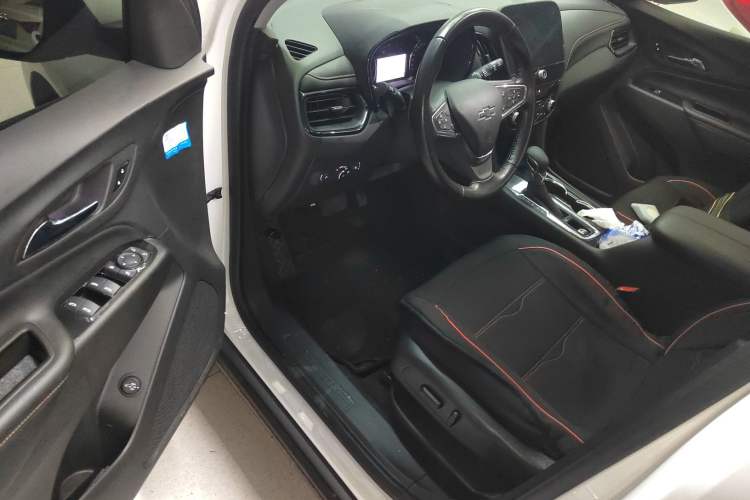 Used Chevrolet Equinox 2023 1.5T Yujie Version Interior 3