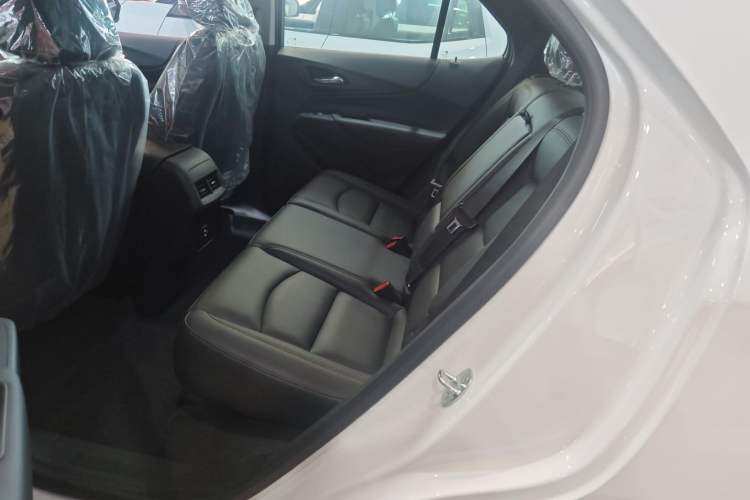 Used Chevrolet Equinox 2023 1.5T Chijie Version Left Rear Seat