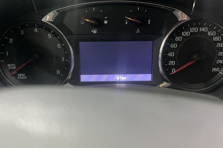 Used Chevrolet Equinox 2023 Mild Hybrid 2.0T RS Smart Boundary-Pushing Edition Odometer Close Up
