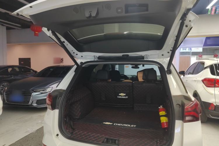 Used Chevrolet Equinox 2023 1.5T Yujie Version Trunk