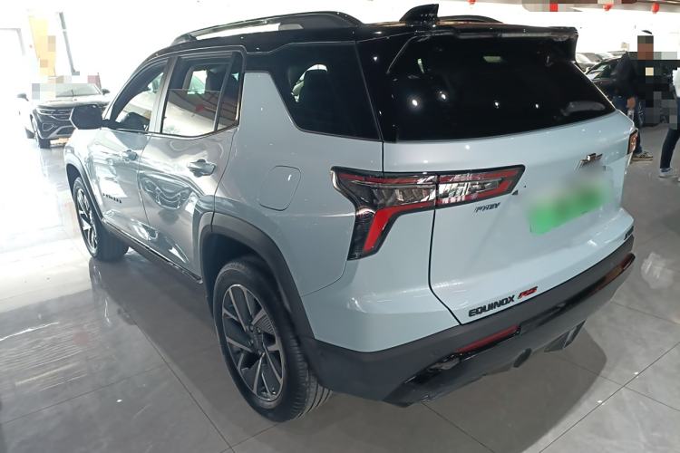 Used Chevrolet Equinox Plus 2024 102km RS Ultimate Edition Exterior 3