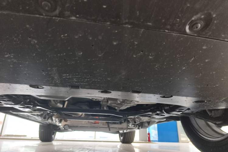 Used Chevrolet Equinox Plus 2024 102km RS Flagship Edition Chassis Front