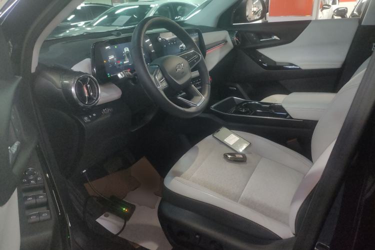 Used Chevrolet Equinox Plus 2024 102km RS Ultimate Edition Driver Seat