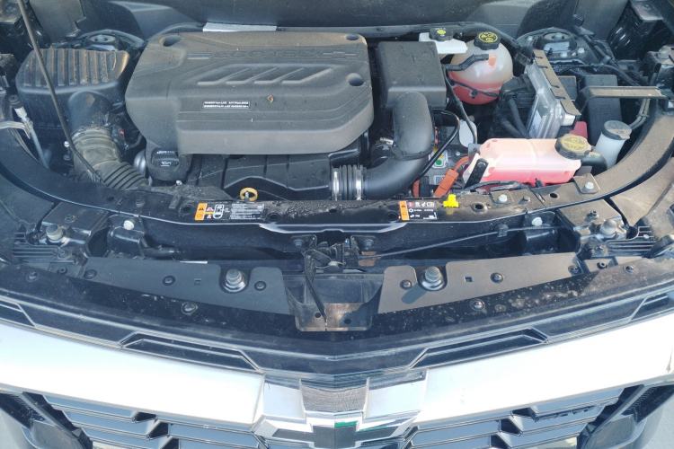 Used Chevrolet Equinox Plus 2024 155km ACTIV Ultimate Edition Engine Bay