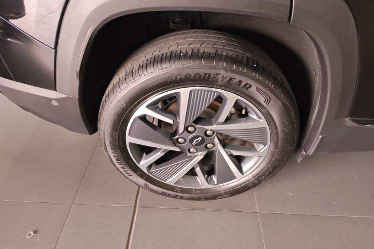 Used Chevrolet Equinox Plus 2024 102km RS Ultimate Edition Exterior 5