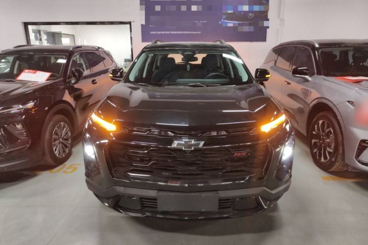 Used Chevrolet Equinox Plus 2024 102km RS Ultimate Edition Front