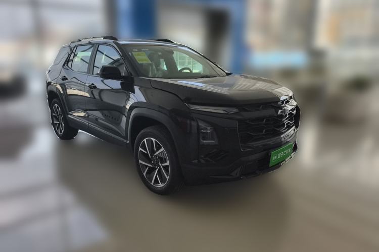Used Chevrolet Equinox Plus 2024 102km RS Flagship Edition Front Right 45 Deg