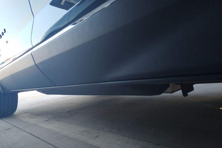 Used Chevrolet Equinox Plus 2024 155km ACTIV Ultimate Edition Left Side Sill
