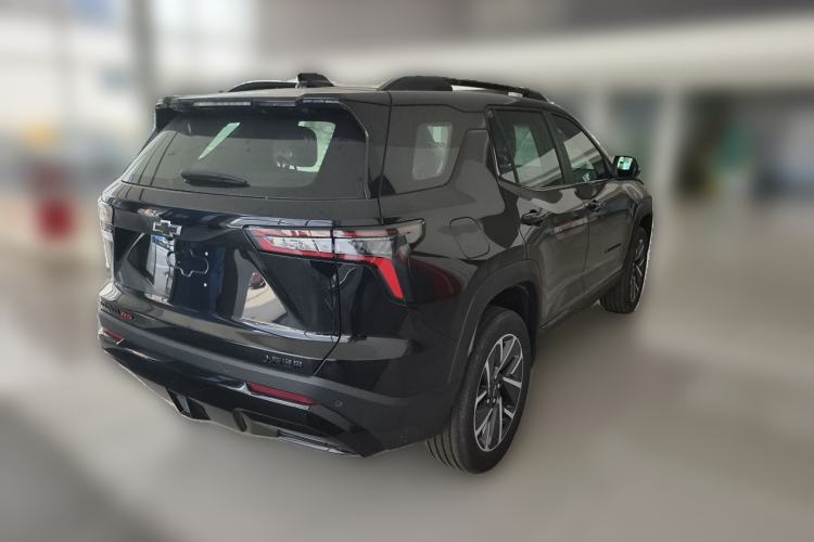 Used Chevrolet Equinox Plus 2024 102km RS Flagship Edition Rear Right 45 Deg