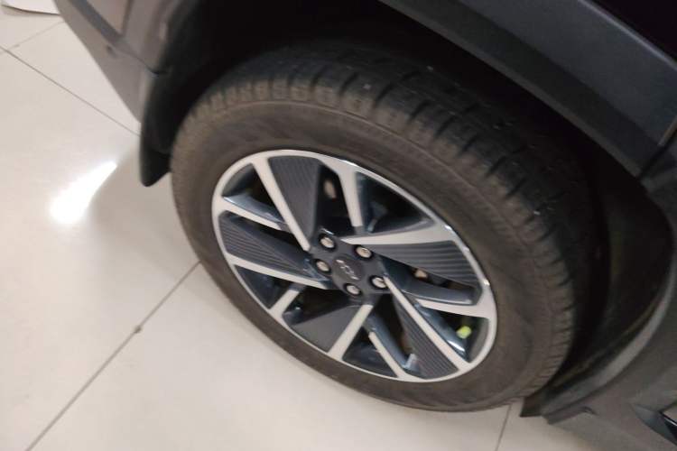 Used Chevrolet Equinox Plus 2024 102km RS Ultimate Edition Right Rear Wheel Hub