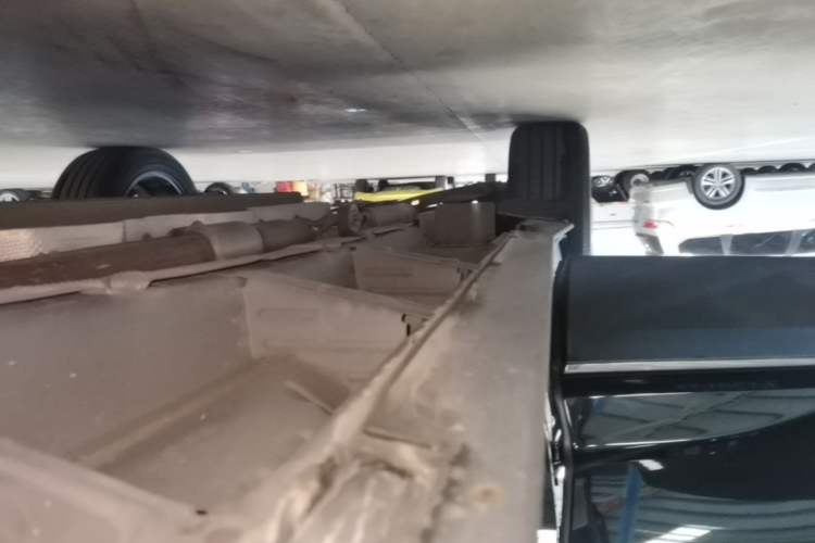 Used Chevrolet Equinox Plus 2024 155km ACTIV Ultimate Edition Right Side Sill