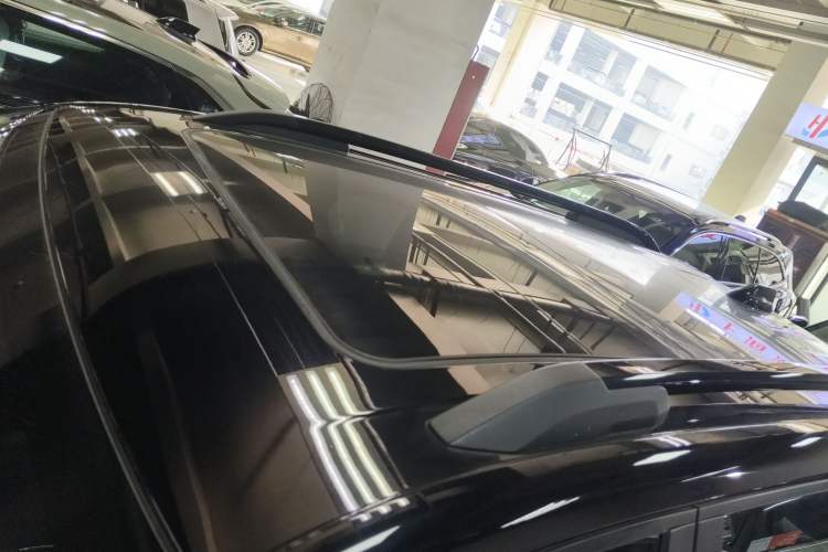 Used Chevrolet Equinox Plus 2024 102km RS Ultimate Edition Roof