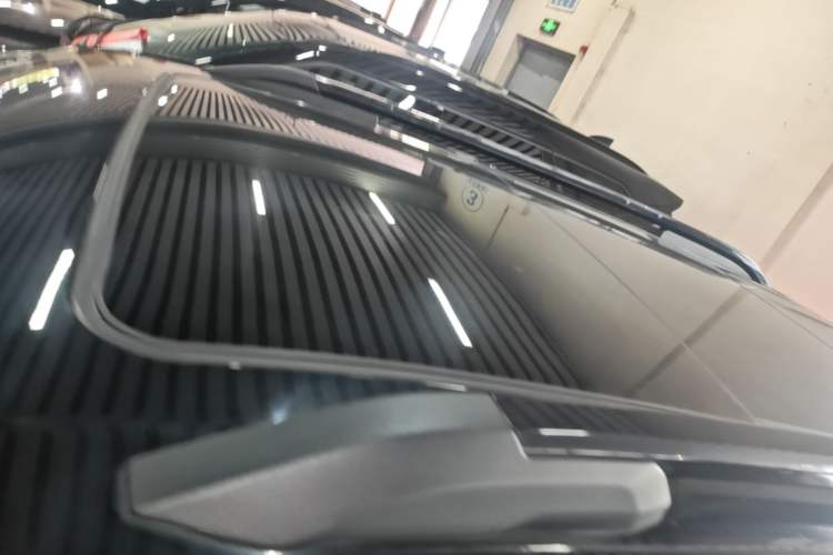 Used Chevrolet Equinox Plus 2024 102km RS Ultimate Edition Roof