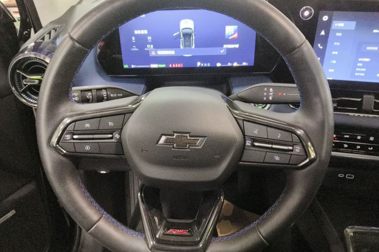 Used Chevrolet Equinox Plus 2024 102km RS Ultimate Edition Steering Wheel