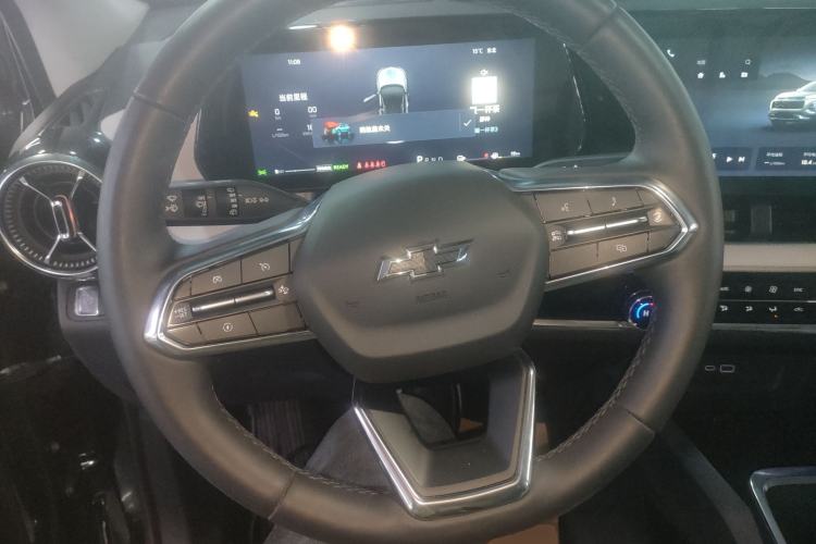 Used Chevrolet Equinox Plus 2024 102km RS Ultimate Edition Steering Wheel
