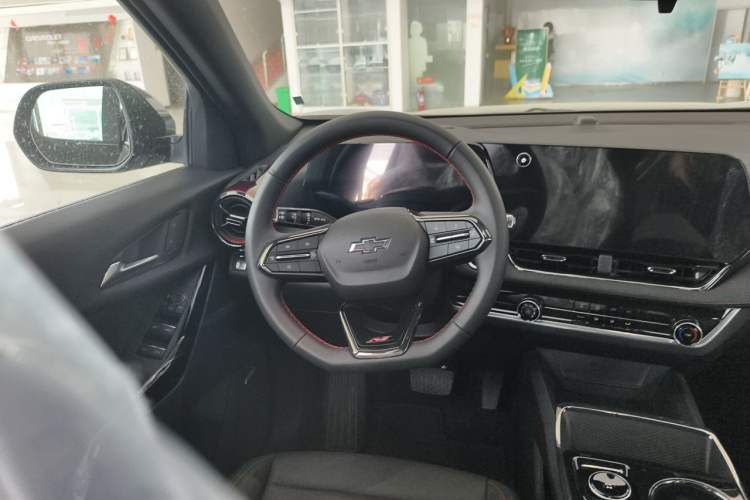 Used Chevrolet Equinox Plus 2024 102km RS Flagship Edition Steering Wheel