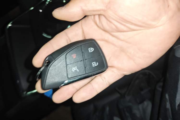 Used Chevrolet Equinox Plus 2024 102km RS Ultimate Edition Vehicle Key