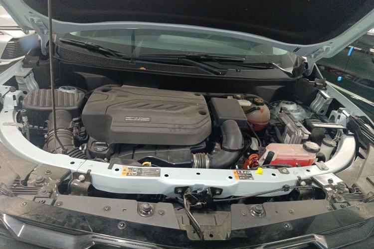 Used Chevrolet Equinox Plus 2024 102km RS Flagship Edition Engine Bay