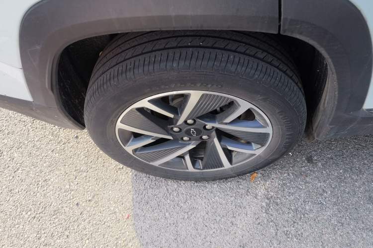 Used Chevrolet Equinox Plus 2024 102km RS Ultimate Edition Exterior 3