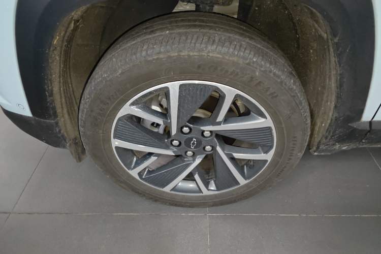 Used Chevrolet Equinox Plus 2024 102km RS Ultimate Edition Exterior 4
