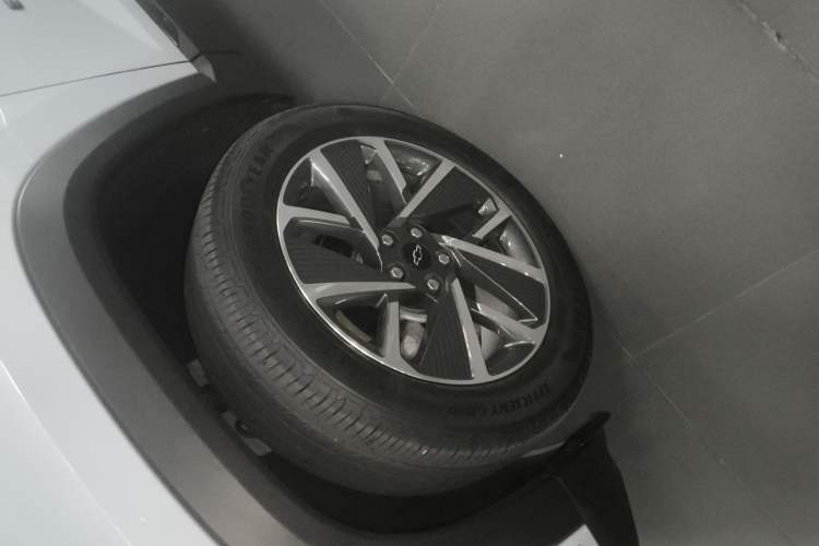 Used Chevrolet Equinox Plus 2024 102km RS Ultimate Edition Exterior 7