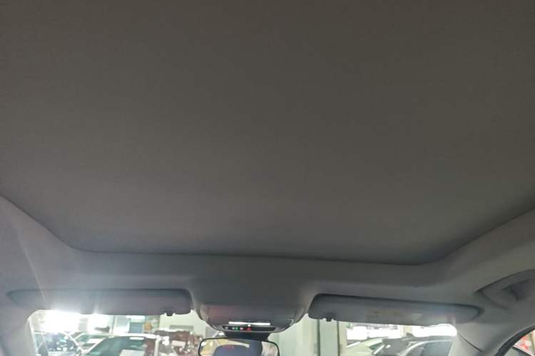 Used Chevrolet Equinox Plus 2024 102km RS Ultimate Edition Headliner