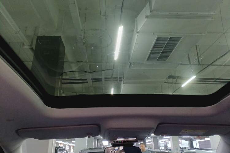 Used Chevrolet Equinox Plus 2024 102km RS Ultimate Edition Headliner