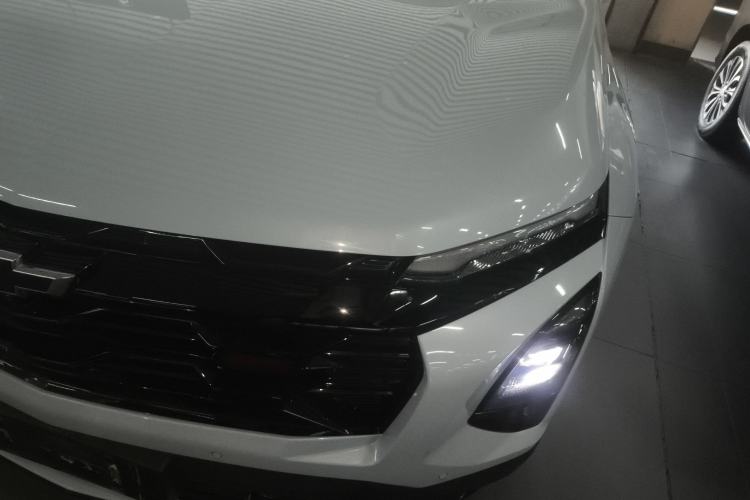 Used Chevrolet Equinox Plus 2024 102km RS Ultimate Edition Left Front Headlight