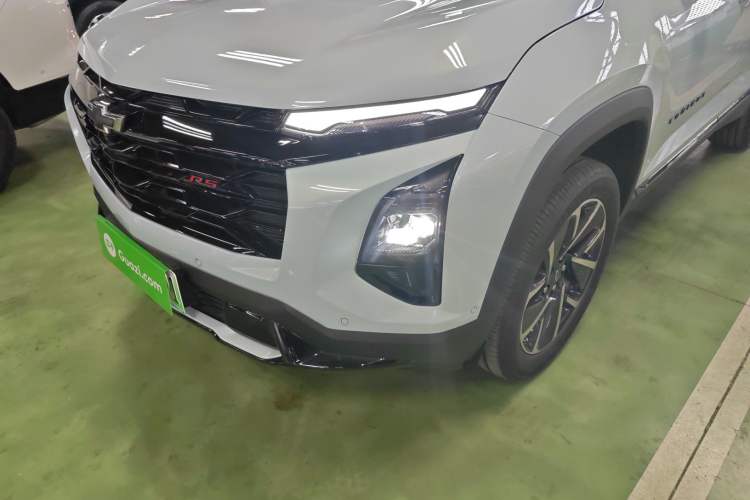 Used Chevrolet Equinox Plus 2024 102km RS Ultimate Edition Left Front Headlight