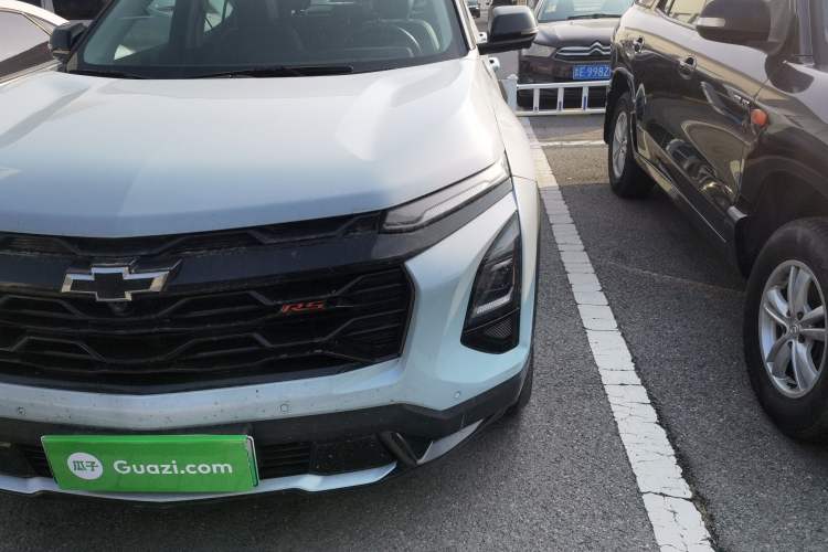 Used Chevrolet Equinox Plus 2024 102km RS Ultimate Edition Left Front Headlight