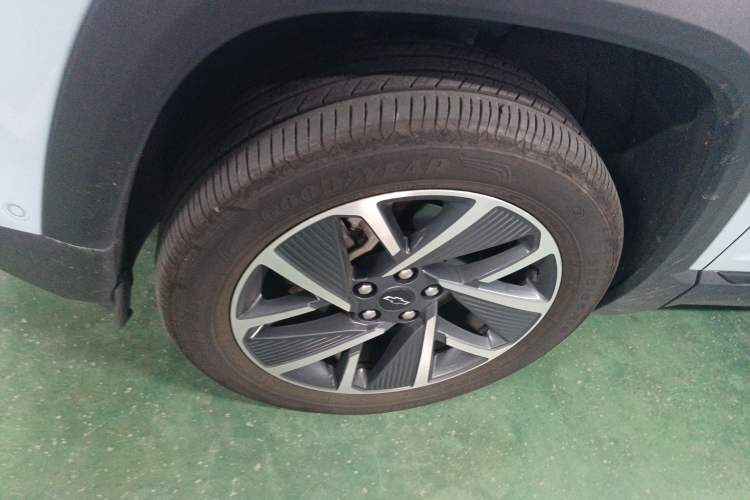 Used Chevrolet Equinox Plus 2024 102km RS Flagship Edition Left Front Wheel Hub