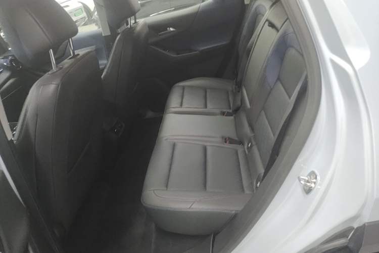 Used Chevrolet Equinox Plus 2024 102km RS Ultimate Edition Left Rear Seat