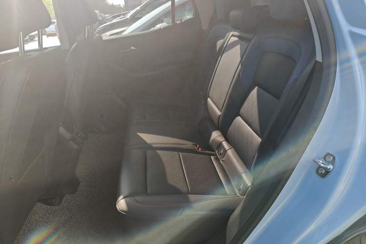 Used Chevrolet Equinox Plus 2024 102km RS Ultimate Edition Left Rear Seat