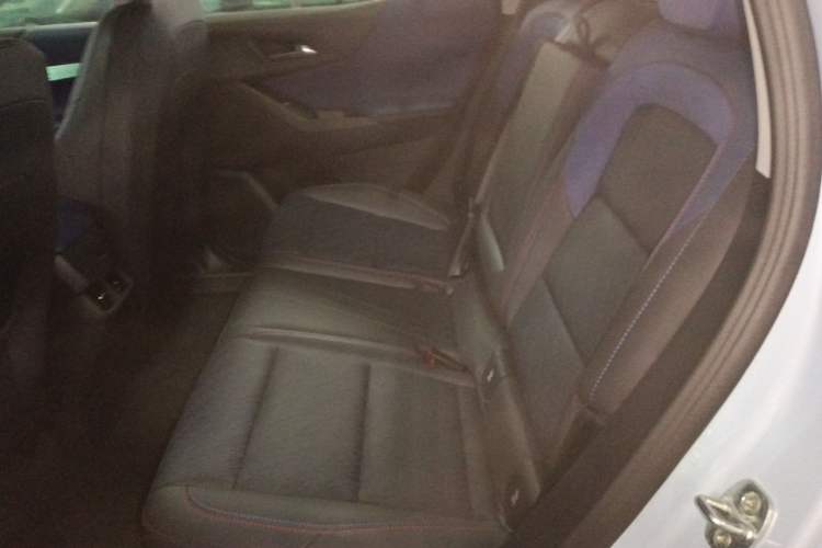Used Chevrolet Equinox Plus 2024 102km RS Ultimate Edition Left Rear Seat