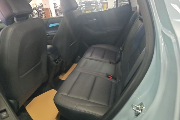 Used Chevrolet Equinox Plus 2024 102km RS Ultimate Edition Left Rear Seat