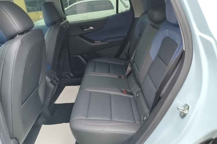 Used Chevrolet Equinox Plus 2024 102km RS Ultimate Edition Left Rear Seat
