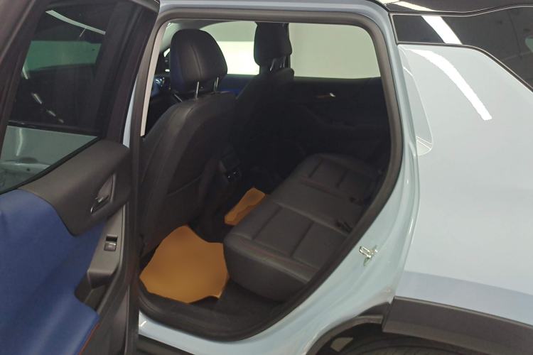 Used Chevrolet Equinox Plus 2024 102km RS Ultimate Edition Left Rear Seat