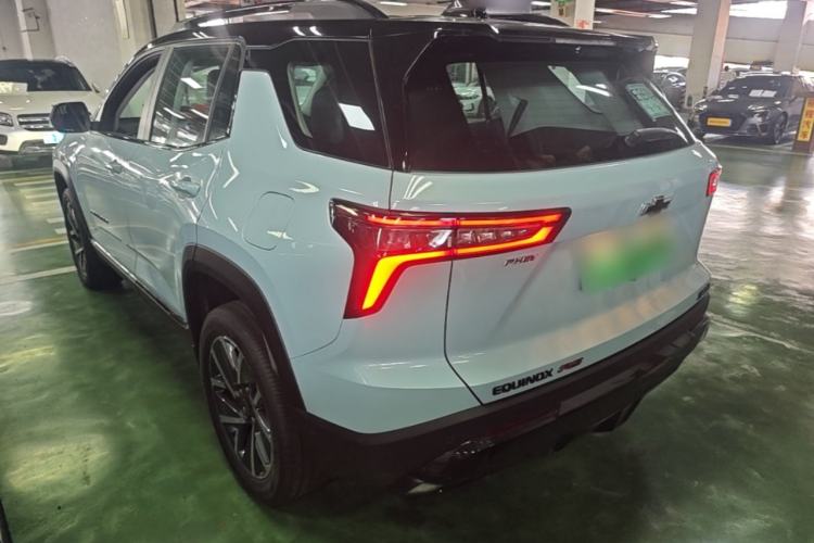 Used Chevrolet Equinox Plus 2024 102km RS Ultimate Edition Rear Left 45 Deg