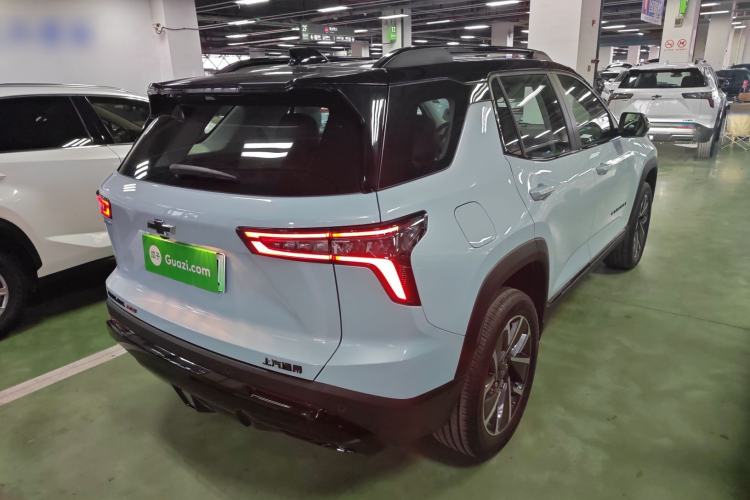 Used Chevrolet Equinox Plus 2024 102km RS Ultimate Edition Rear Right 45 Deg