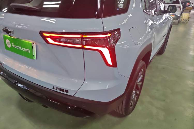 Used Chevrolet Equinox Plus 2024 102km RS Ultimate Edition Right Rear Taillight