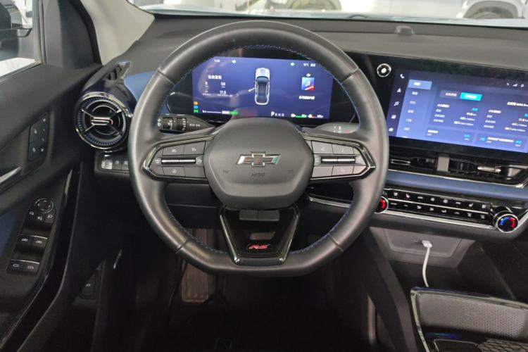 Used Chevrolet Equinox Plus 2024 102km RS Ultimate Edition Steering Wheel