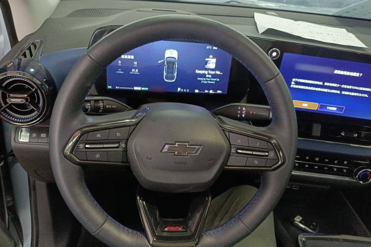 Used Chevrolet Equinox Plus 2024 102km RS Ultimate Edition Steering Wheel