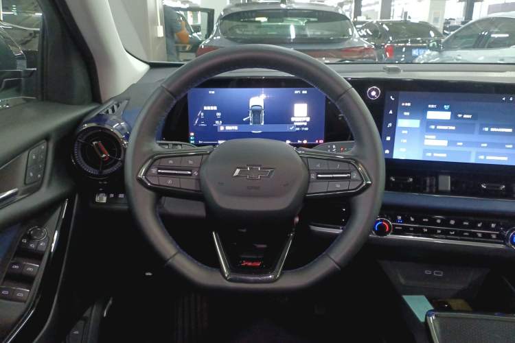 Used Chevrolet Equinox Plus 2024 102km RS Ultimate Edition Steering Wheel