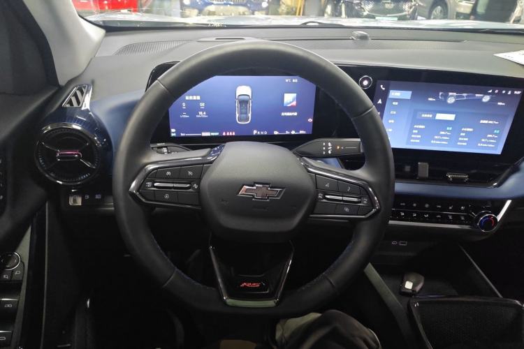 Used Chevrolet Equinox Plus 2024 102km RS Ultimate Edition Steering Wheel
