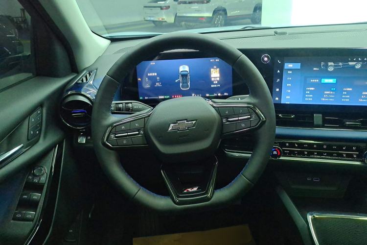 Used Chevrolet Equinox Plus 2024 102km RS Ultimate Edition Steering Wheel