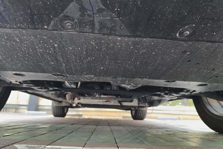 Used Chevrolet Equinox Plus 2024 102km RS Ultimate Edition Chassis Front